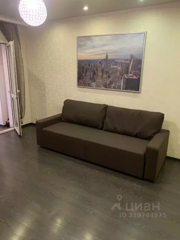 2-к кв. Омская область, Омск наб. Иртышская, 18 (48.0 м) - Фото 0