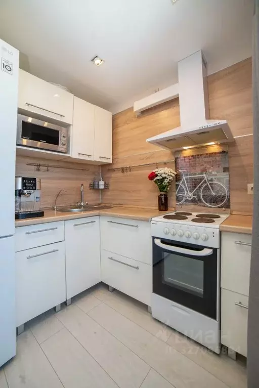 2-к кв. Свердловская область, Екатеринбург ул. Уральских Рабочих, 14 ... - Фото 1