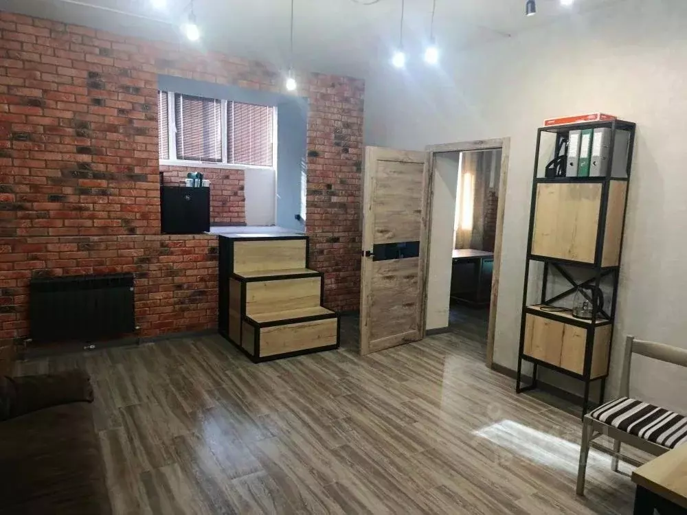 Помещение свободного назначения в Омская область, Омск Городок ... - Фото 1