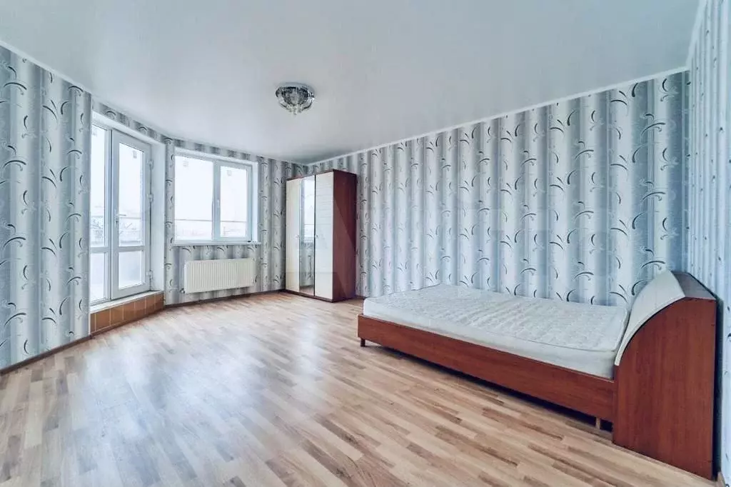 3-к. квартира, 150 м, 3/17 эт. - Фото 1