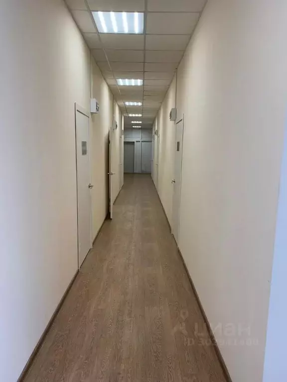 Офис в Курская область, Курск ул. Энгельса, 150Б (9 м) - Фото 1