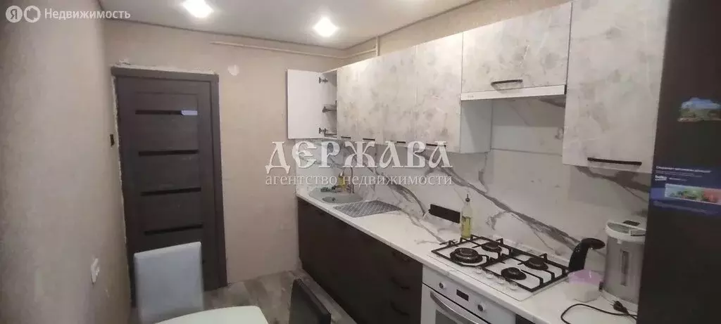 2-комнатная квартира: Старооскольский городской округ, село Монаково, ... - Фото 1