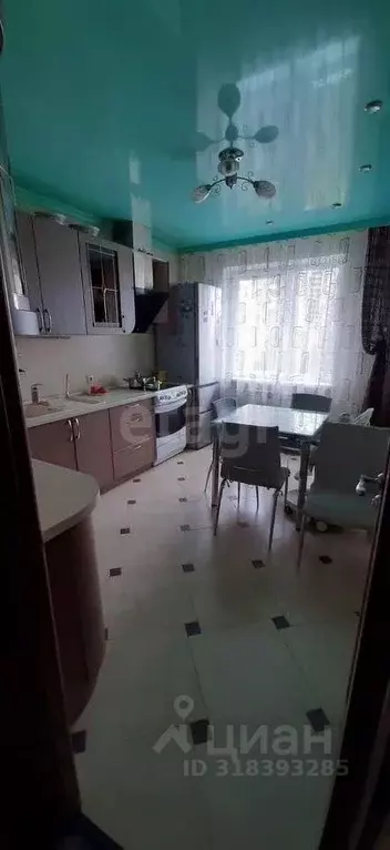 3-к кв. Белгородская область, Старый Оскол Восточный мкр, 14 (65.0 м) - Фото 0