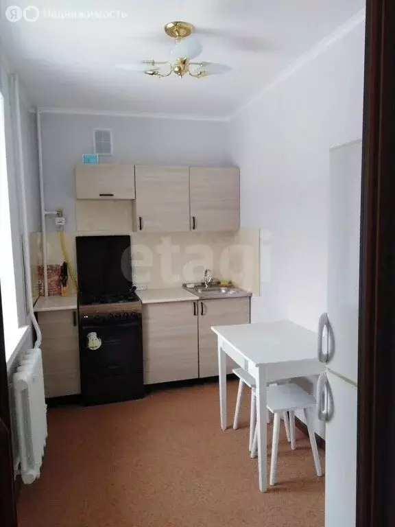 1-комнатная квартира: Стерлитамак, Коммунистическая улица, 90 (27.4 м) - Фото 0