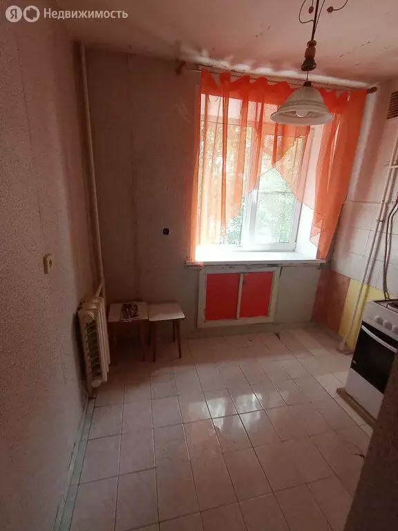 2-комнатная квартира: Конаково, улица Баскакова, 8 (40 м) - Фото 2