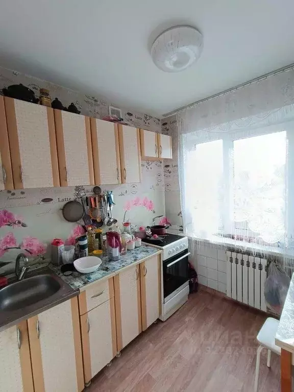 3-к кв. Хакасия, Черногорск Советская ул., 32 (61.7 м) - Фото 0