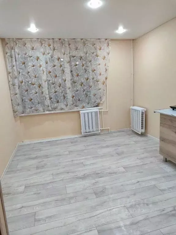 Комната Татарстан, Набережные Челны пос. ГЭС, 8-й комплекс, 3А - Фото 0