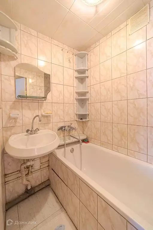 Продаётся 4-к квартира, 58 м - Фото 0