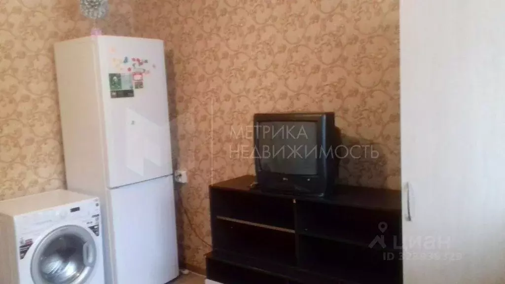 Студия Тюменская область, Тюмень ул. 30 лет Победы, 77 (18.0 м) - Фото 1