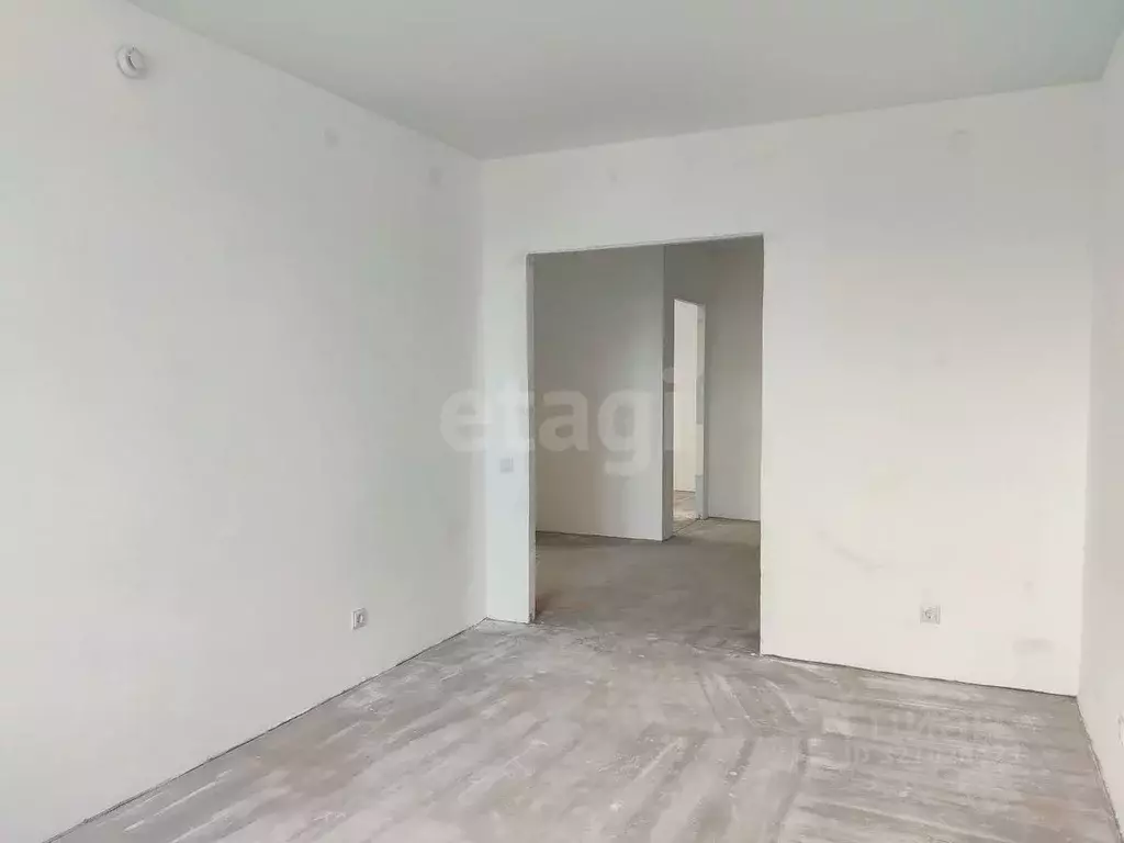 3-к кв. Красноярский край, Красноярск ул. Светлова, 12 (71.8 м) - Фото 0