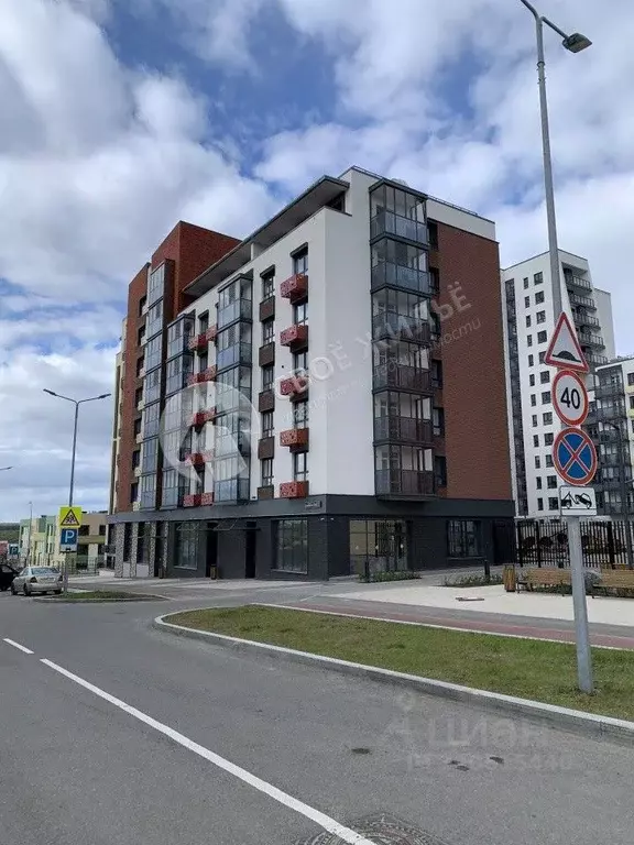 2-к кв. Пермский край, Пермь ул. Дзержинского, 31А (76.2 м) - Фото 1