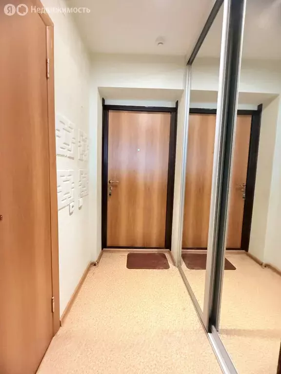 Квартира-студия: Киров, микрорайон Коминтерновский, улица Зеленина, 7 ... - Фото 0