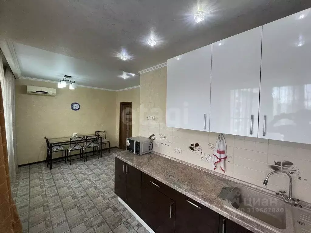 2-к кв. Ростовская область, Ростов-на-Дону ул. Вересаева, 107 (66.0 м) - Фото 0