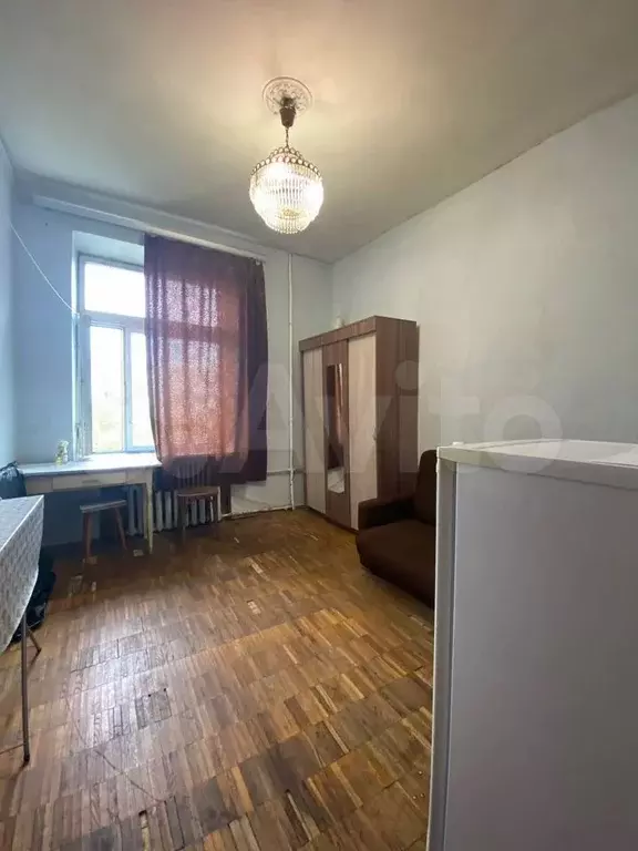 Комната 12 м в 4-к., 5/5 эт. - Фото 0