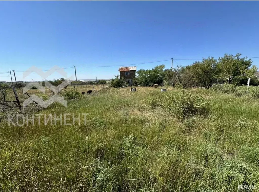 Участок в Крым, Евпатория городской округ, Новоозерное пгт ул. ... - Фото 1