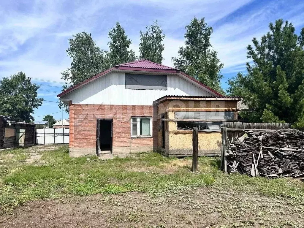 Дом в Хакасия, Алтайский район, с. Белый Яр ул. Пушкина (130 м) - Фото 1