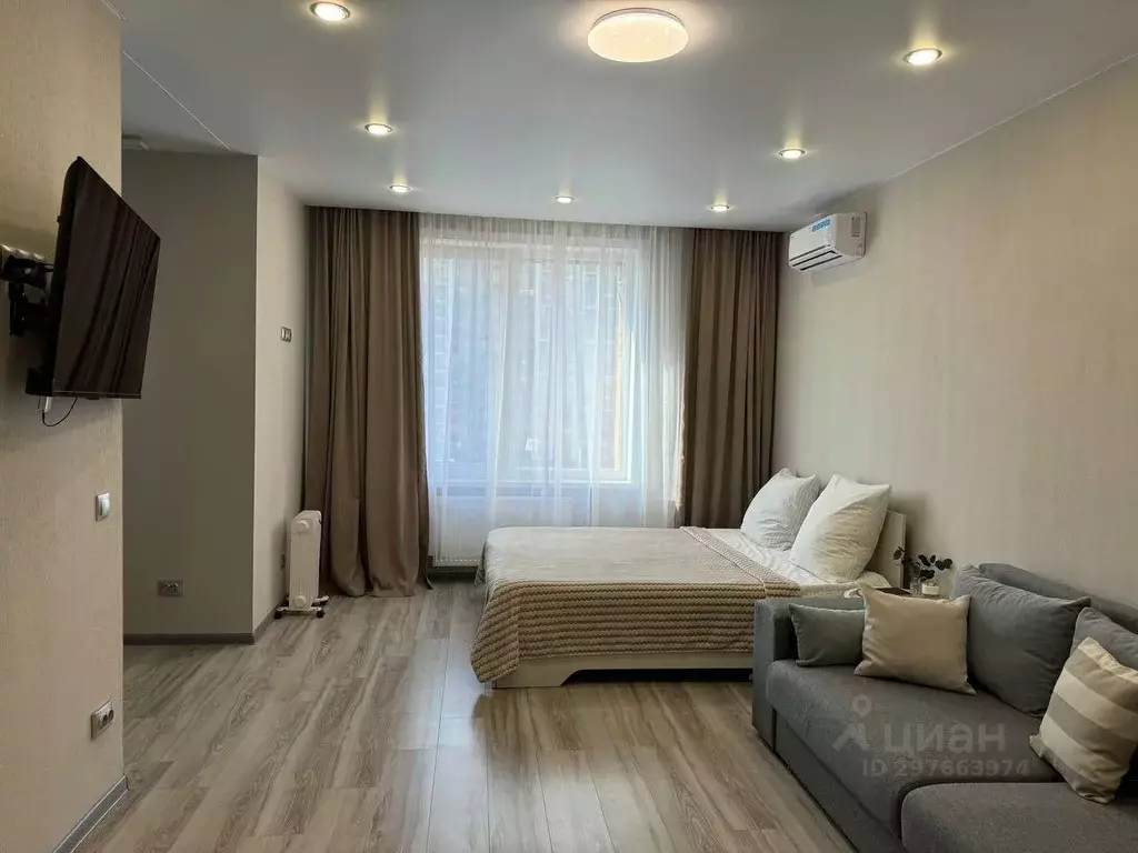 Студия Сахалинская область, Южно-Сахалинск ул. Алексея Максимовича ... - Фото 1