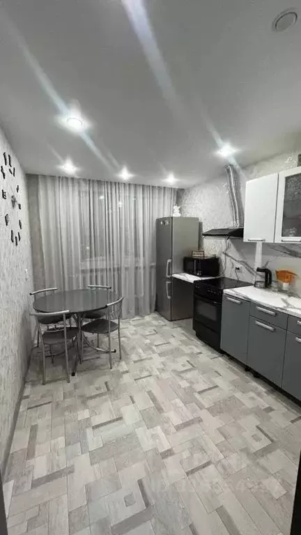 2-к кв. Саха (Якутия), Удачный Мирнинский район, Новый Город мкр, 25 ... - Фото 0