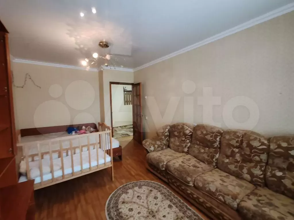 2-к. квартира, 60 м, 1/7 эт. - Фото 1