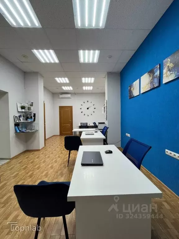 Офис в Краснодарский край, Армавир Комсомольская ул., 105 (81 м) - Фото 1