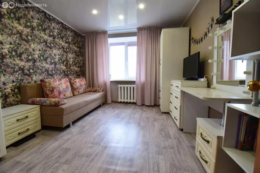 3-комнатная квартира: Туймазы, улица Чапаева, 4 (64.3 м) - Фото 1