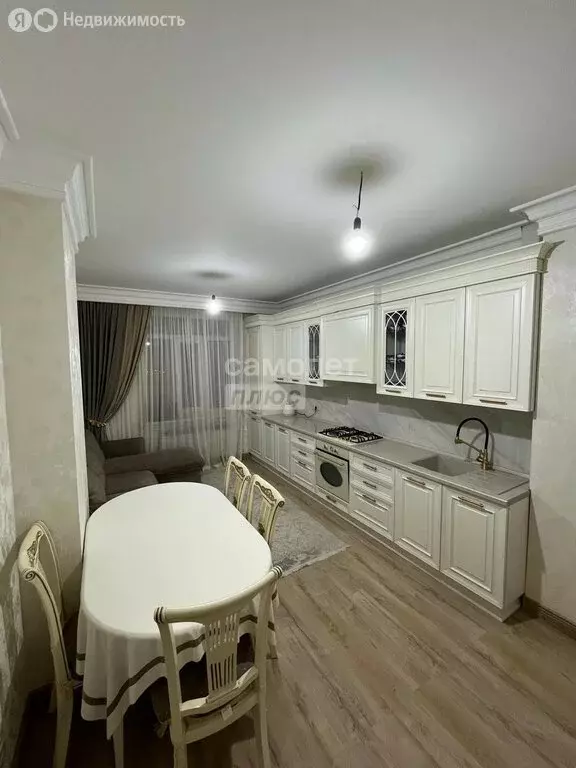 2-комнатная квартира: город Кизилюрт, улица Гагарина, 82 (62.7 м) - Фото 0