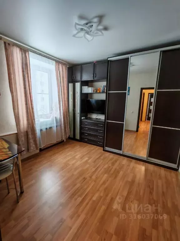2-к кв. Ивановская область, Шуя Южный городок мкр, 62 (43.0 м) - Фото 0