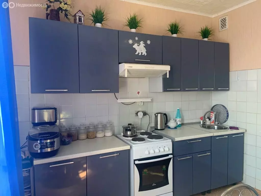 3-комнатная квартира: Волгоград, улица Хользунова, 36/4 (70.8 м) - Фото 1