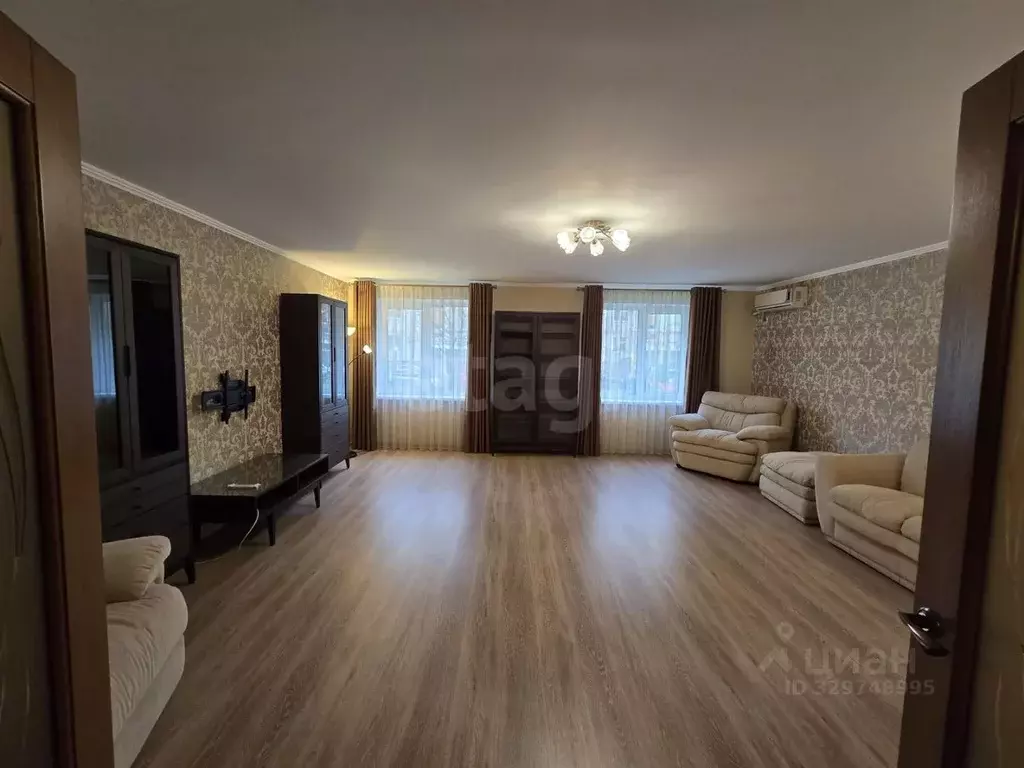 2-к кв. Краснодарский край, Анапа бул. Евскина, 5к2 (84.2 м) - Фото 1