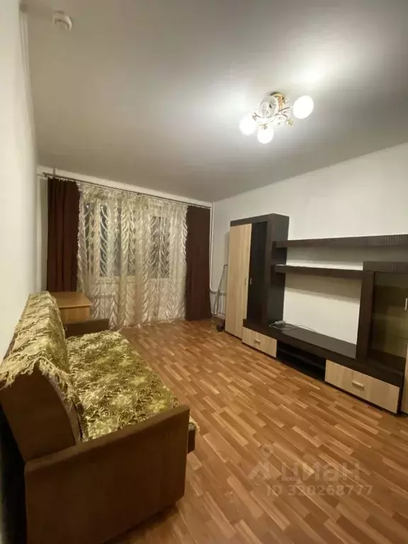 1-к кв. Курская область, Курск просп. Вячеслава Клыкова, 78 (37.0 м) - Фото 0