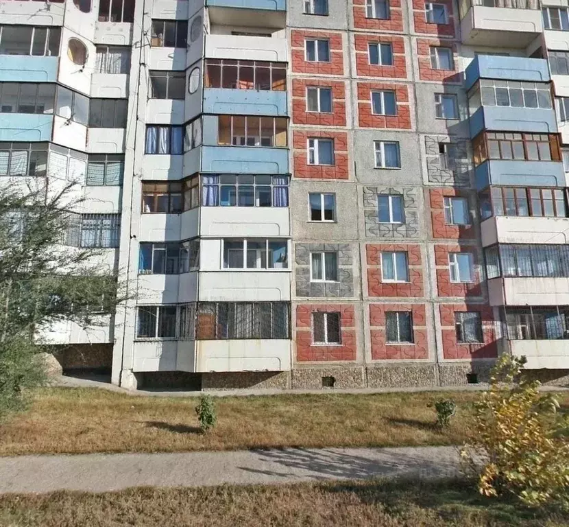 2-к кв. Алтайский край, Барнаул ул. Малахова, 95 (52.0 м) - Фото 0