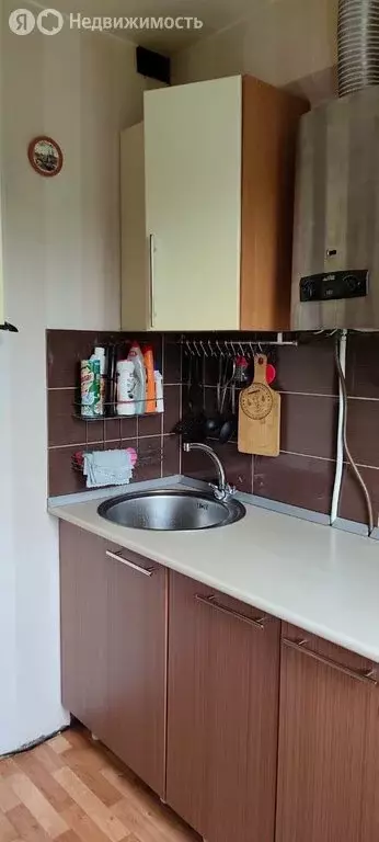 3-комнатная квартира: Великий Новгород, Западный район, улица ... - Фото 2