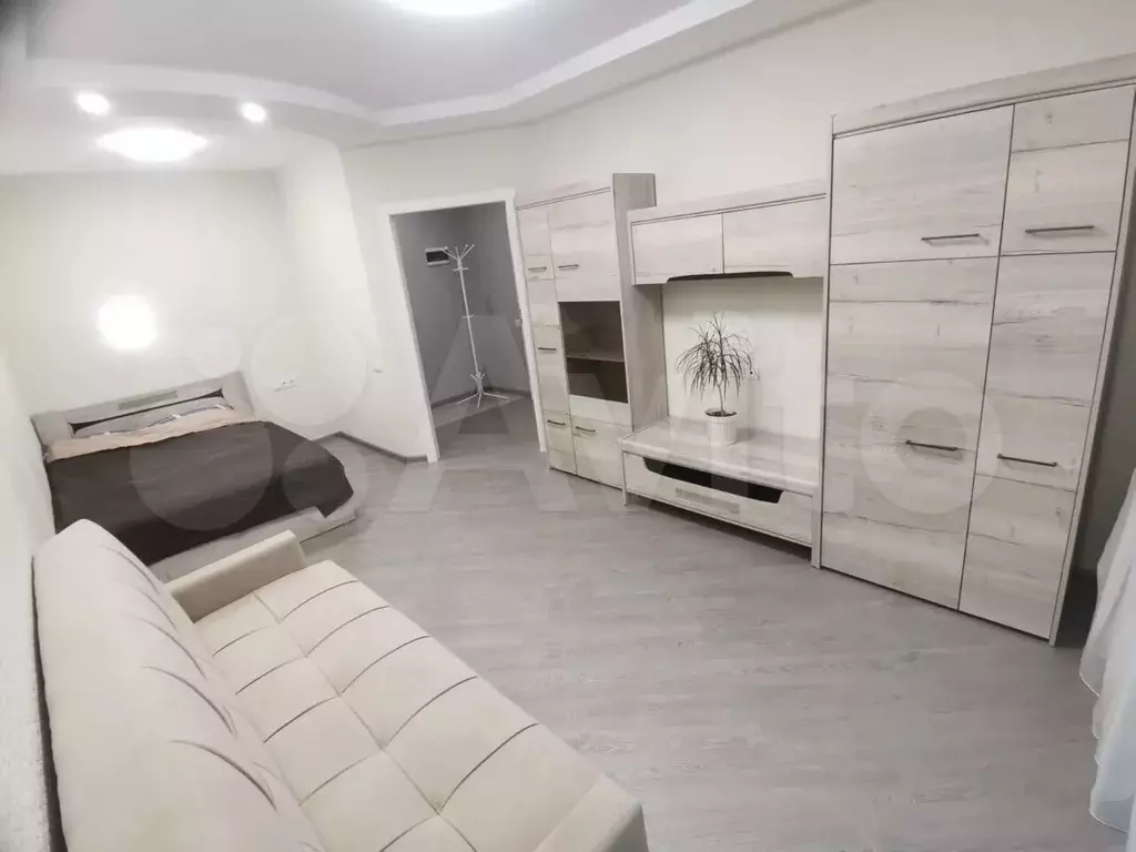 1-к. квартира, 38 м, 5/10 эт. - Фото 0