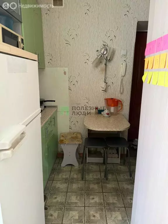 1к в 9-комнатной квартире (14.3 м) - Фото 2