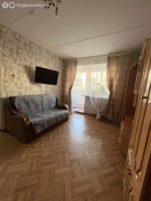 1-комнатная квартира: Октябрьский, 28-й микрорайон, 11 (31 м) - Фото 1