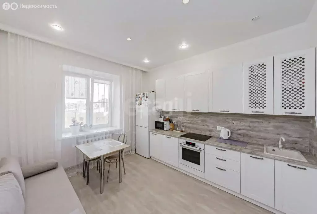 1-комнатная квартира: Тюмень, улица Василия Гольцова, 8 (35.1 м) - Фото 2