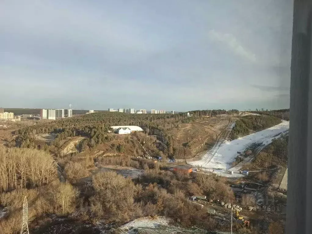 Студия Свердловская область, Екатеринбург ул. Новостроя, 9 (21.9 м) - Фото 1