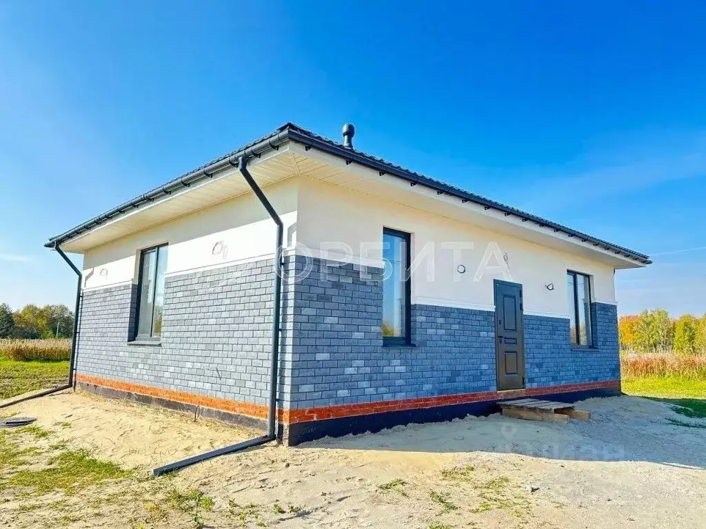 Дом в Тюменская область, Тюменский муниципальный округ, с. Каменка  ... - Фото 1