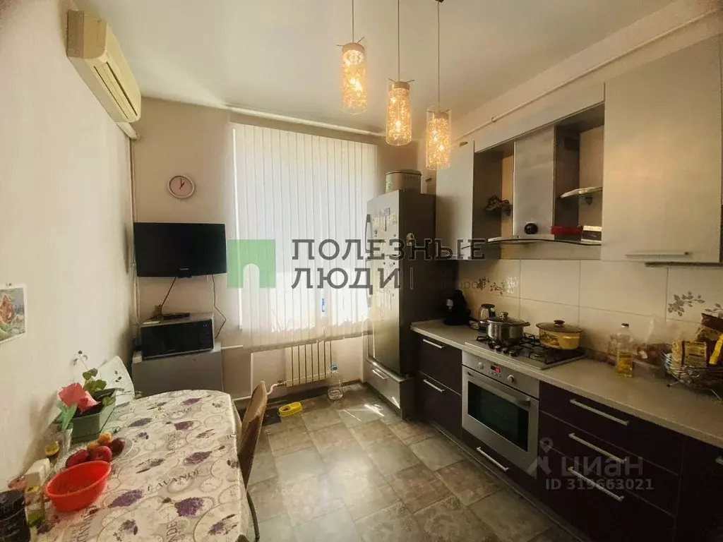 3-к кв. Краснодарский край, Новороссийск ул. Советов, 7 (70.0 м) - Фото 0