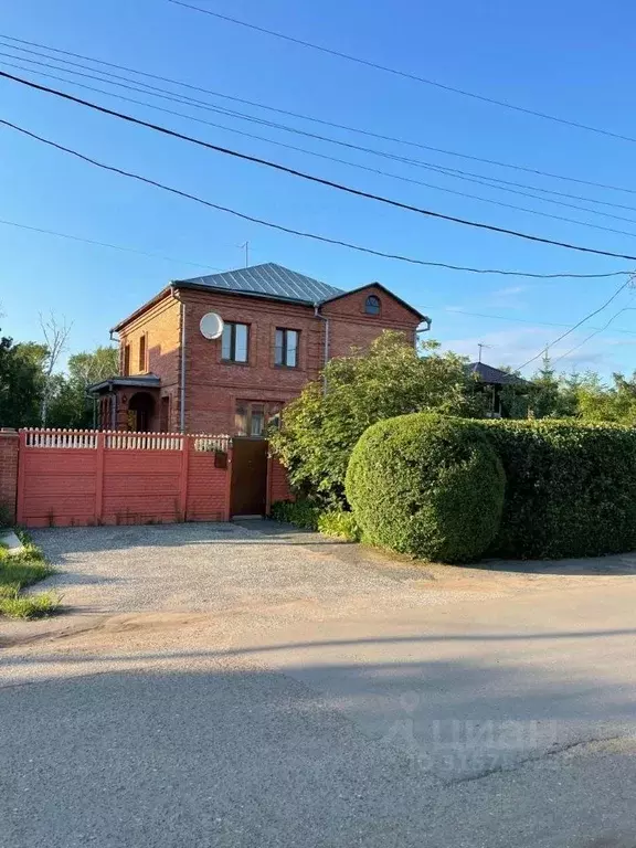 Коттедж в Омская область, Омск ул. Карьер (267 м) - Фото 1