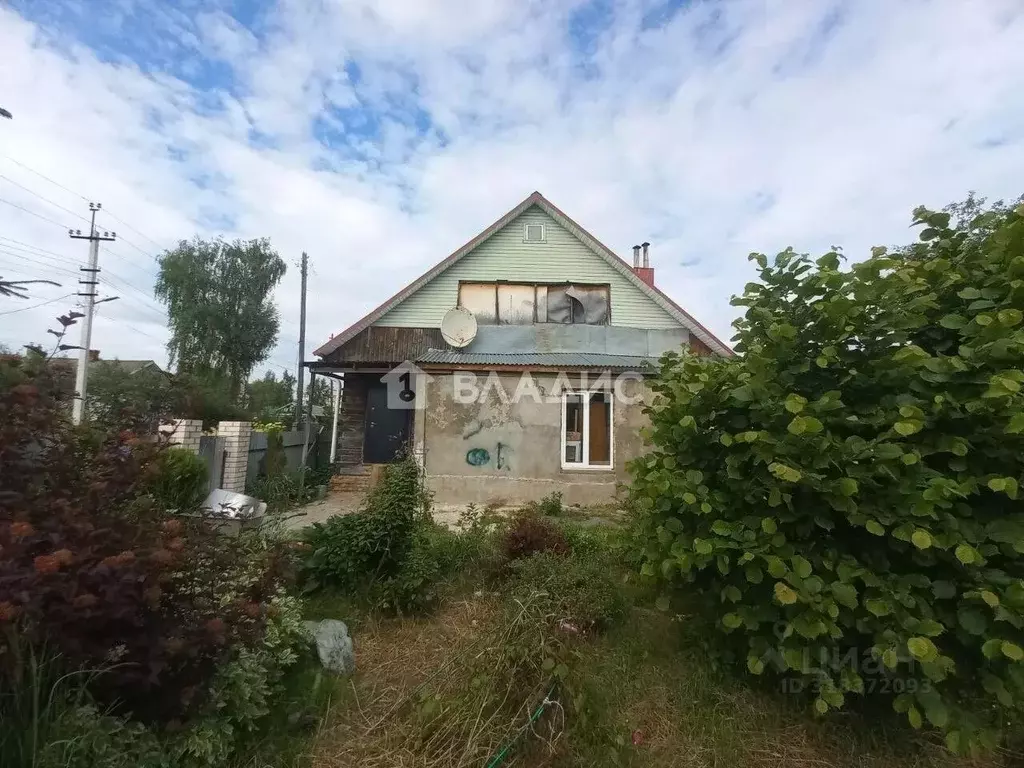 Дом в Ивановская область, Приволжск Кооперативный пер., 2 (100 м) - Фото 1