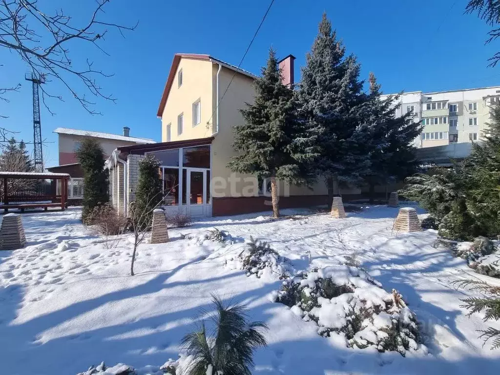 Дом в Волгоградская область, Камышин Гороховская ул., 147Б (289 м) - Фото 1