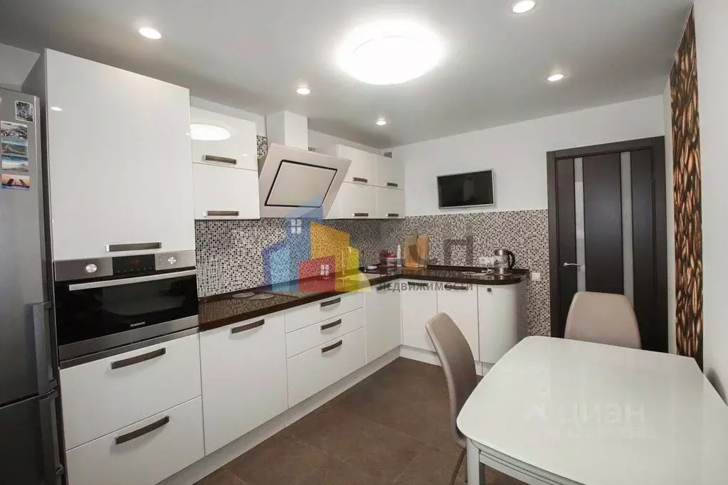 2-к кв. Тульская область, Тула ул. Бондаренко, 12 (57.7 м) - Фото 2