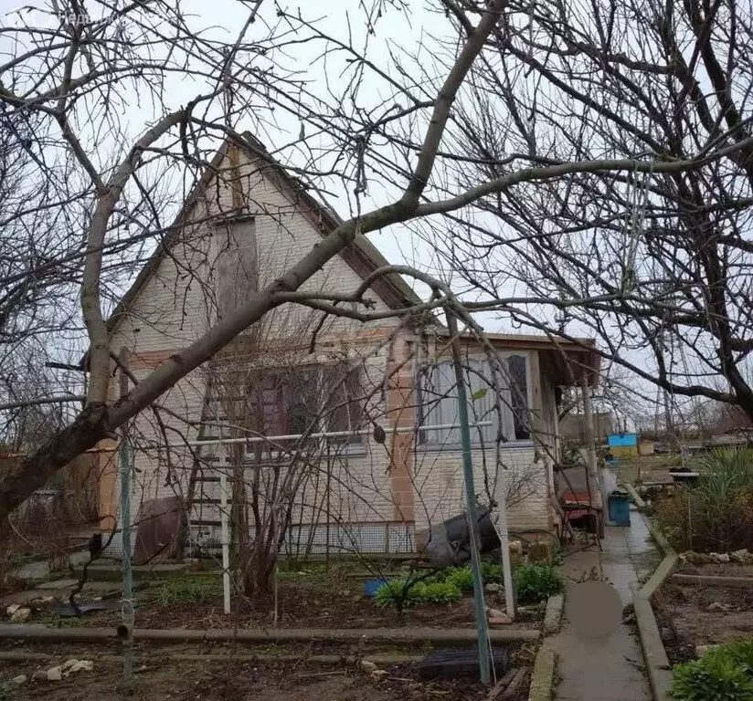 Дом в посёлок городского типа Новоозёрное, СНТ Родники (22.1 м) - Фото 1