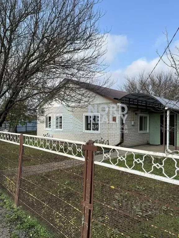 Дом в Краснодарский край, Тихорецкий район, Отрадная ст-ца ул. Мира, ... - Фото 1