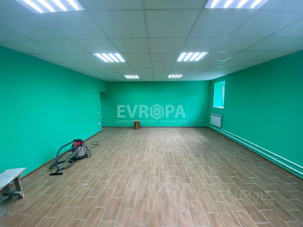Помещение свободного назначения в Ульяновская область, Ульяновск ул. ... - Фото 2