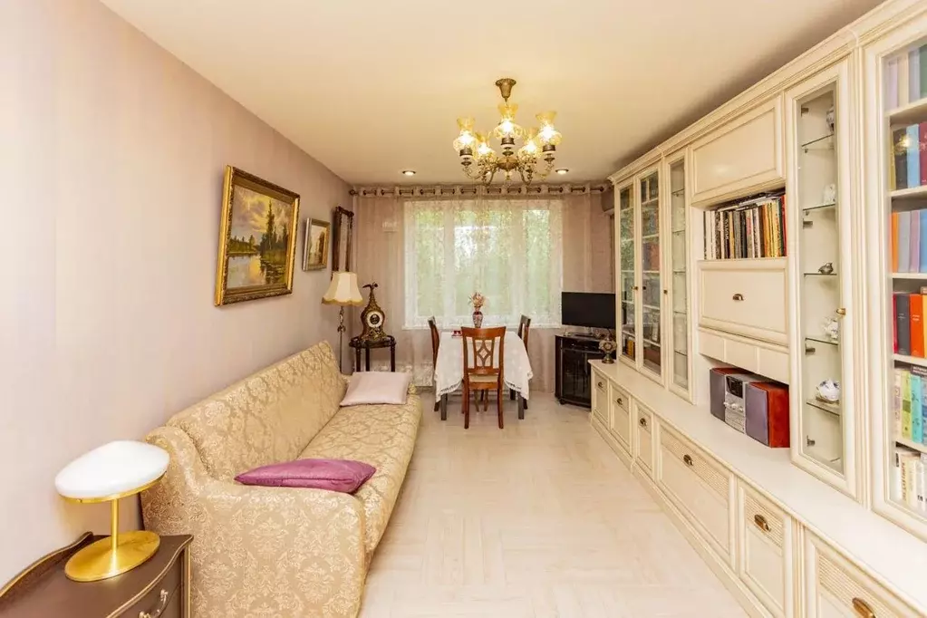 3-к кв. Москва ул. Молостовых, 19К1 (62.0 м) - Фото 1