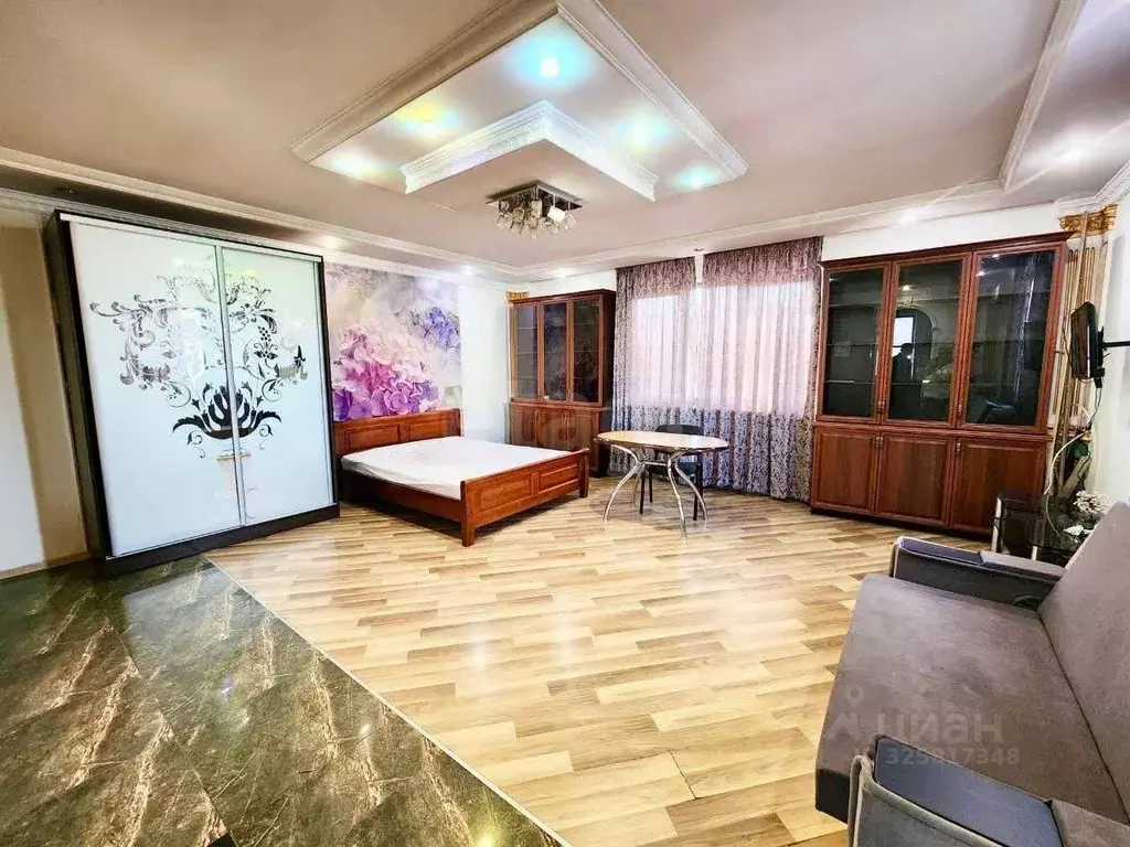 Дом в Крым, Симферополь городской округ, Комсомольское пгт ул. Зеленая ... - Фото 1