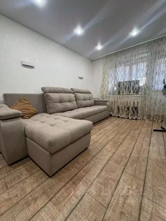 2-к кв. Татарстан, Зеленодольск Зеленая ул., 3 (50.9 м) - Фото 2