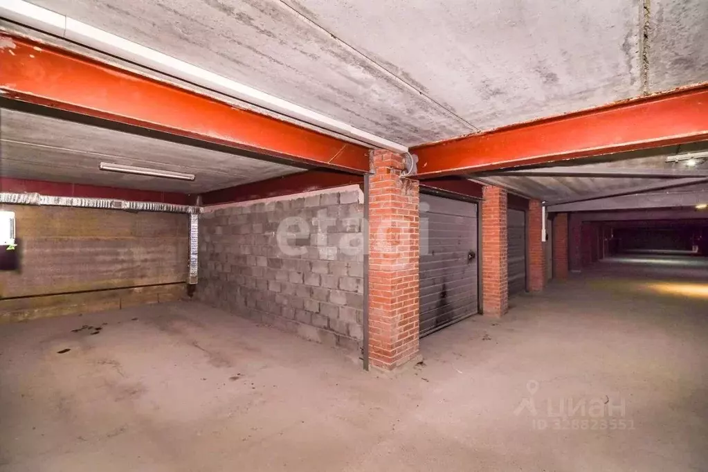 Гараж в Ханты-Мансийский АО, Сургут Югорская ул., 15/4 (28 м) - Фото 2